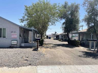 Main picture of 1545 W Roosevelt St Apartments