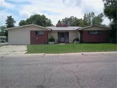 Main picture of 3100 W Arizona Ave