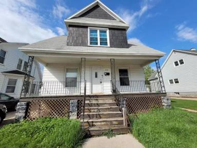 Main picture of 818 Cora St