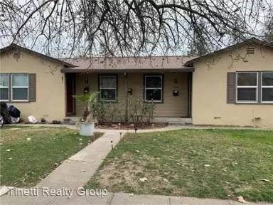 Main picture of 134 E Main St