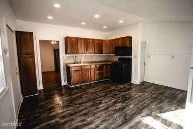 Main picture of 2226 Ogden Ave