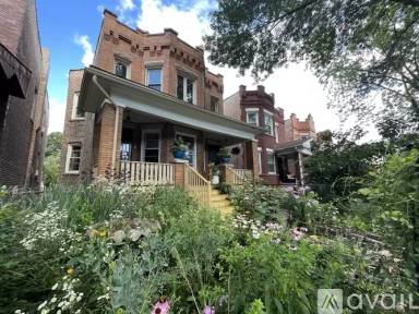 Main picture of 856 N Francisco Ave