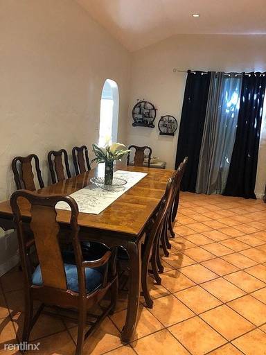 Main picture of 446 S Almont Dr