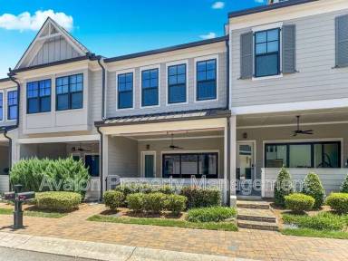 Main picture of 665 Stickley Oak Way