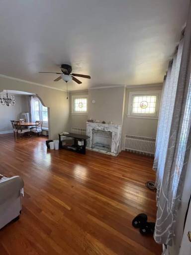 Main picture of 5875 Bartlett St