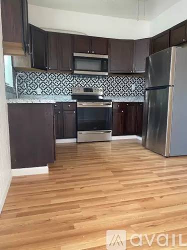 Main picture of 4715 Reiger Ave