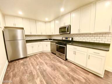 Main picture of 4506 N Sheridan Rd