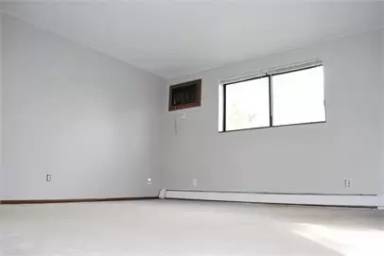 Main picture of 780 Ryan Ave