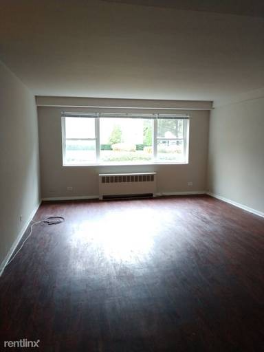 Main picture of 7545 N Bell Ave