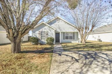 Main picture of 227 Worthington Ln