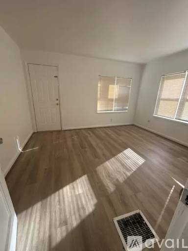 Main picture of 638 Redwood Ave