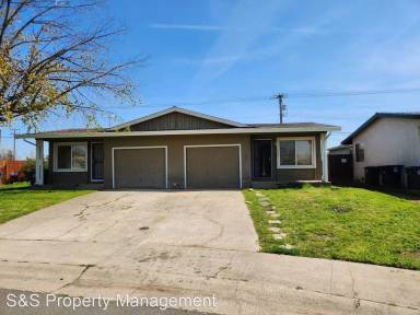 Main picture of 10083 Nebula Way