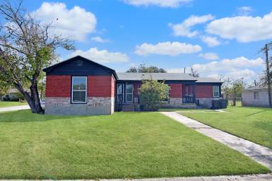 Main picture of 1505 S 9th St