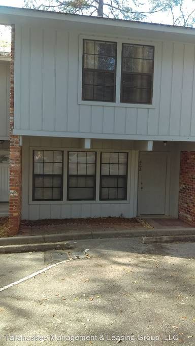 Main picture of 801 Timbers Ct