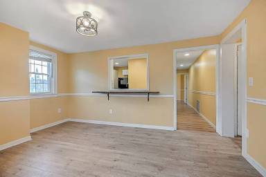Main picture of 1397 E Center St