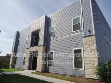 Main picture of 401 E Ebony Ave