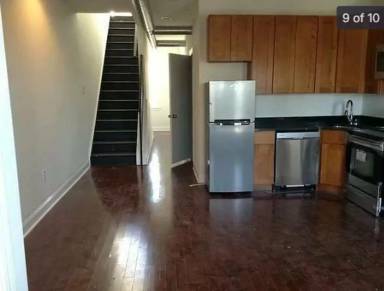 Main picture of 1456 E Columbia Ave