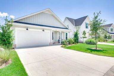 Main picture of 76 Conifer Ct