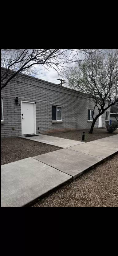 Main picture of 2415 N Columbus Blvd