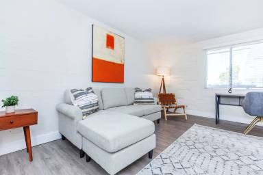 Main picture of Palisade Flats