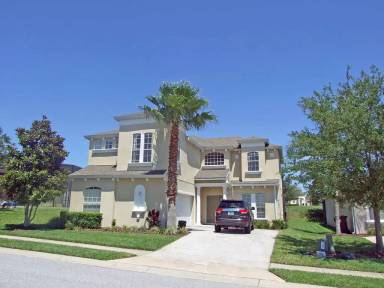 Main picture of 410 Tower Lake Blvd