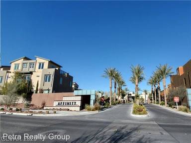 Main picture of 11270 Hidden Peak Ave