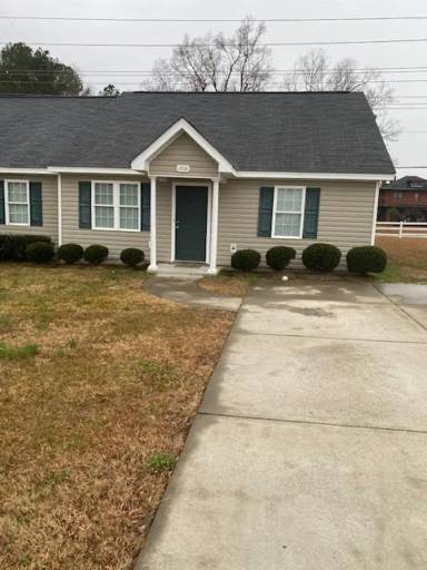Main picture of 1504 Surrey Ct