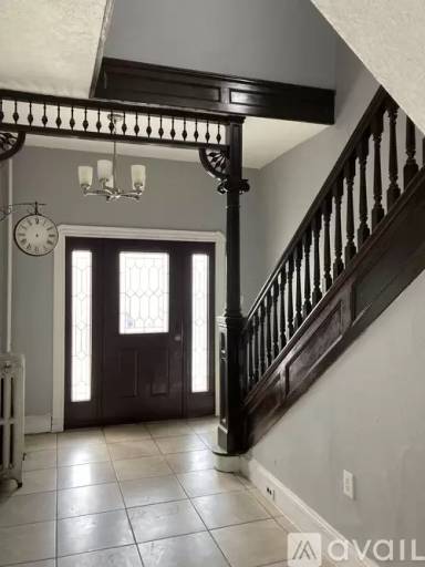 Main picture of 615 Birch St