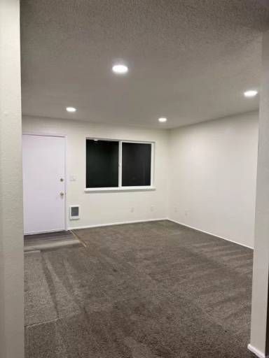 Main picture of 10401 66th Ave E