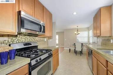 Main picture of 655 N N St