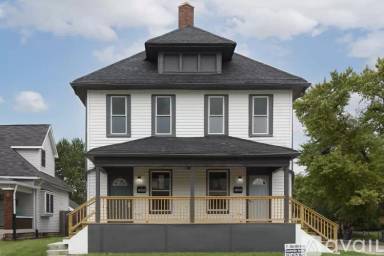 Main picture of 1504 Leonard St