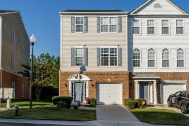 Main picture of 109 Ruby Walk Dr