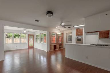 Main picture of 2328 Avenue N 1/2