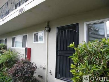 Main picture of 3588 Payne Ave