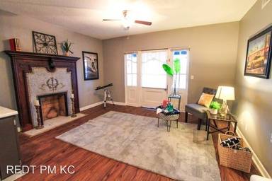 Main picture of 912 Benton Blvd