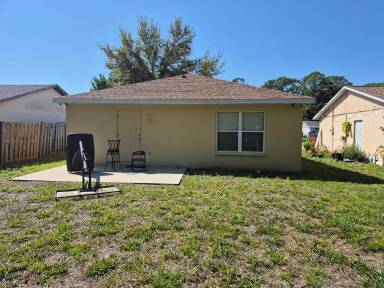 Main picture of 2425 22nd St