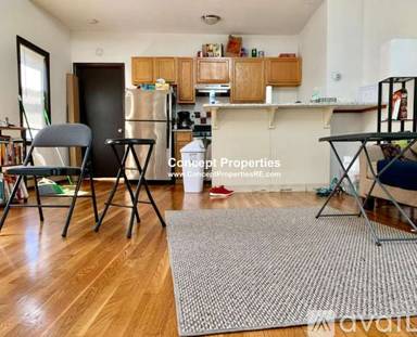 Main picture of 12 Shepard St