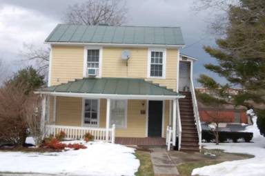 Main picture of 112 Houston St