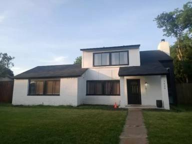 Main picture of 7426 Elderberry Ln