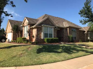 Main picture of 16721 Farmington Way