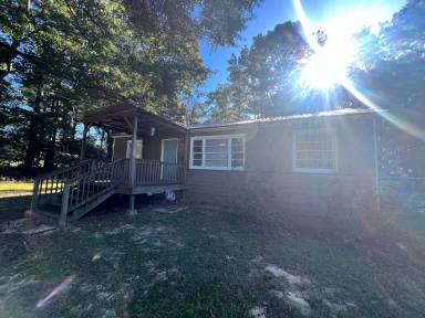 Main picture of 8906 Lee Road 146