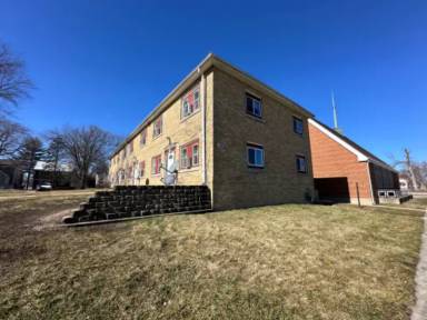Main picture of 163 N Rosewood Ave