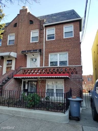 Main picture of 2553 42nd St