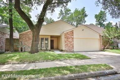 Main picture of 5111 Birchmont Dr