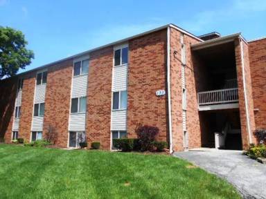 Main picture of 130 W Maynard Ave