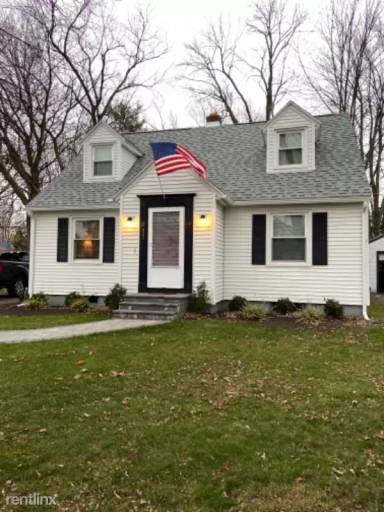 Main picture of 217 Kirsch Dr