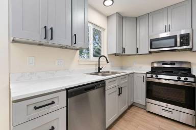 Main picture of 1624 Banyan Dr
