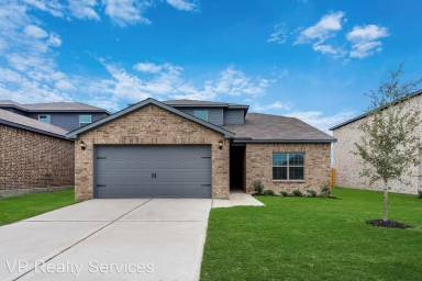 Main picture of 2040 Madison Dr