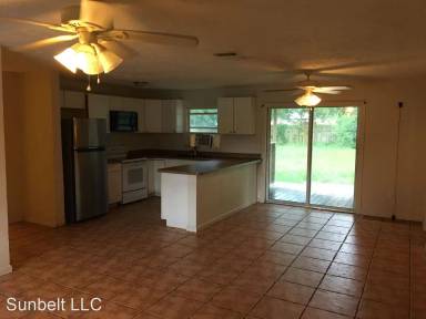 Main picture of 209 Ponderosa Dr