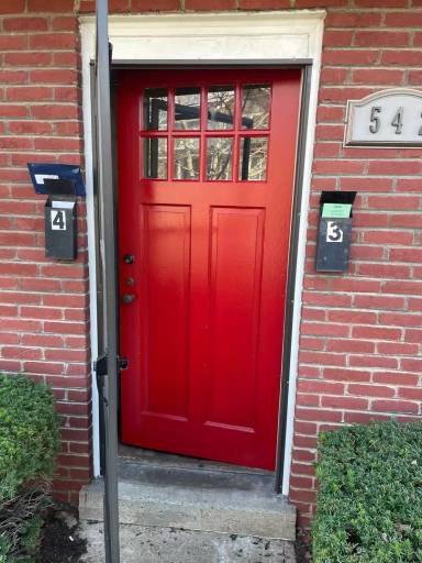 Main picture of 542 Fatherland St